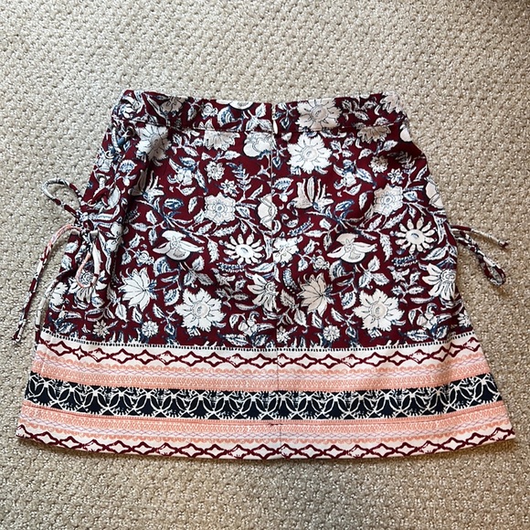 Abercrombie and Fitch Mini Skirt Size 0 - Picture 5 of 5